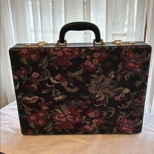 Vintage Floral Tapestry Briefcase